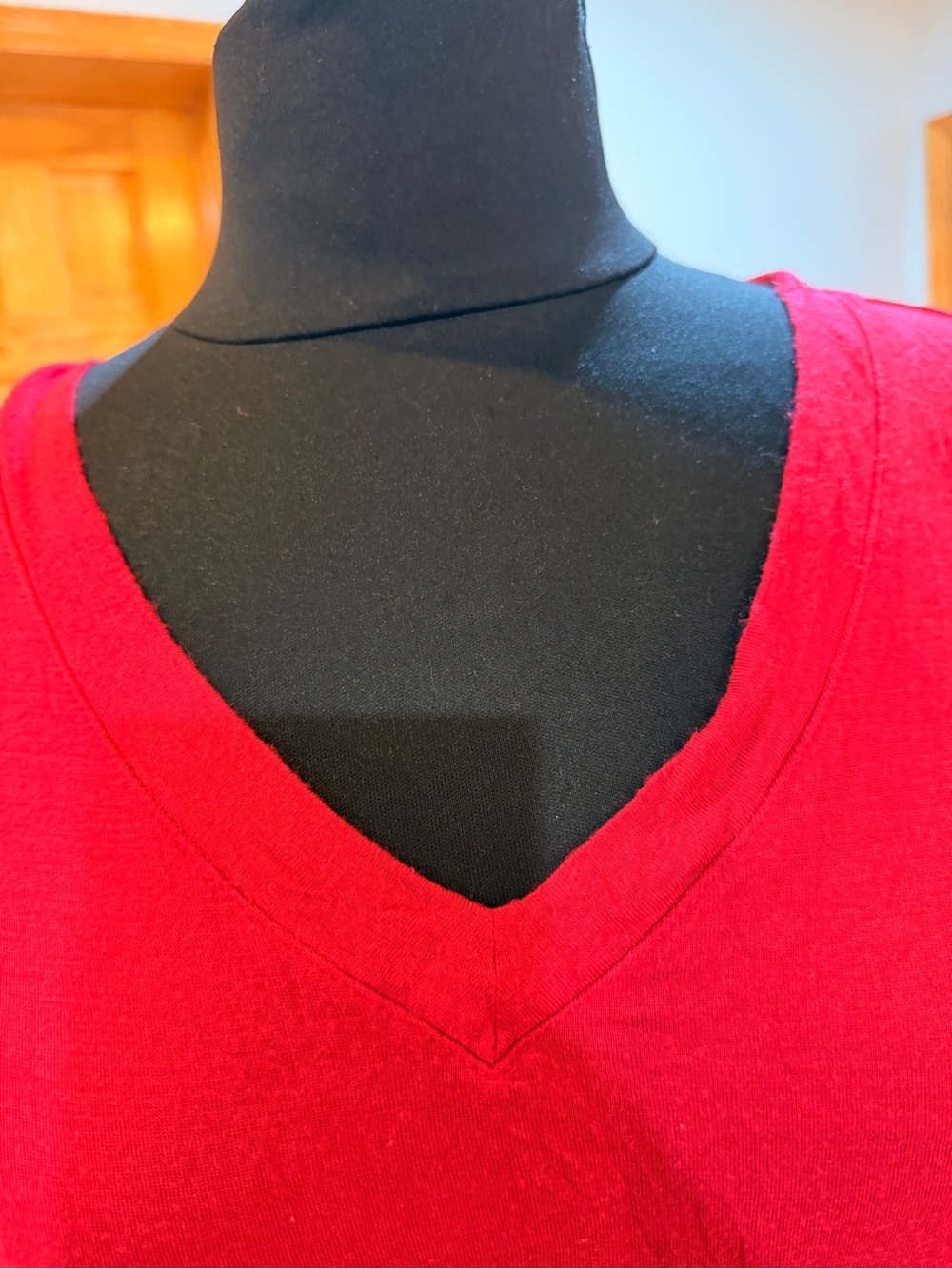 ZENANA OUTFITTERS Grane Red V-Neck Long Sleeve Soft Stretch top Size L - Picture 7 of 10